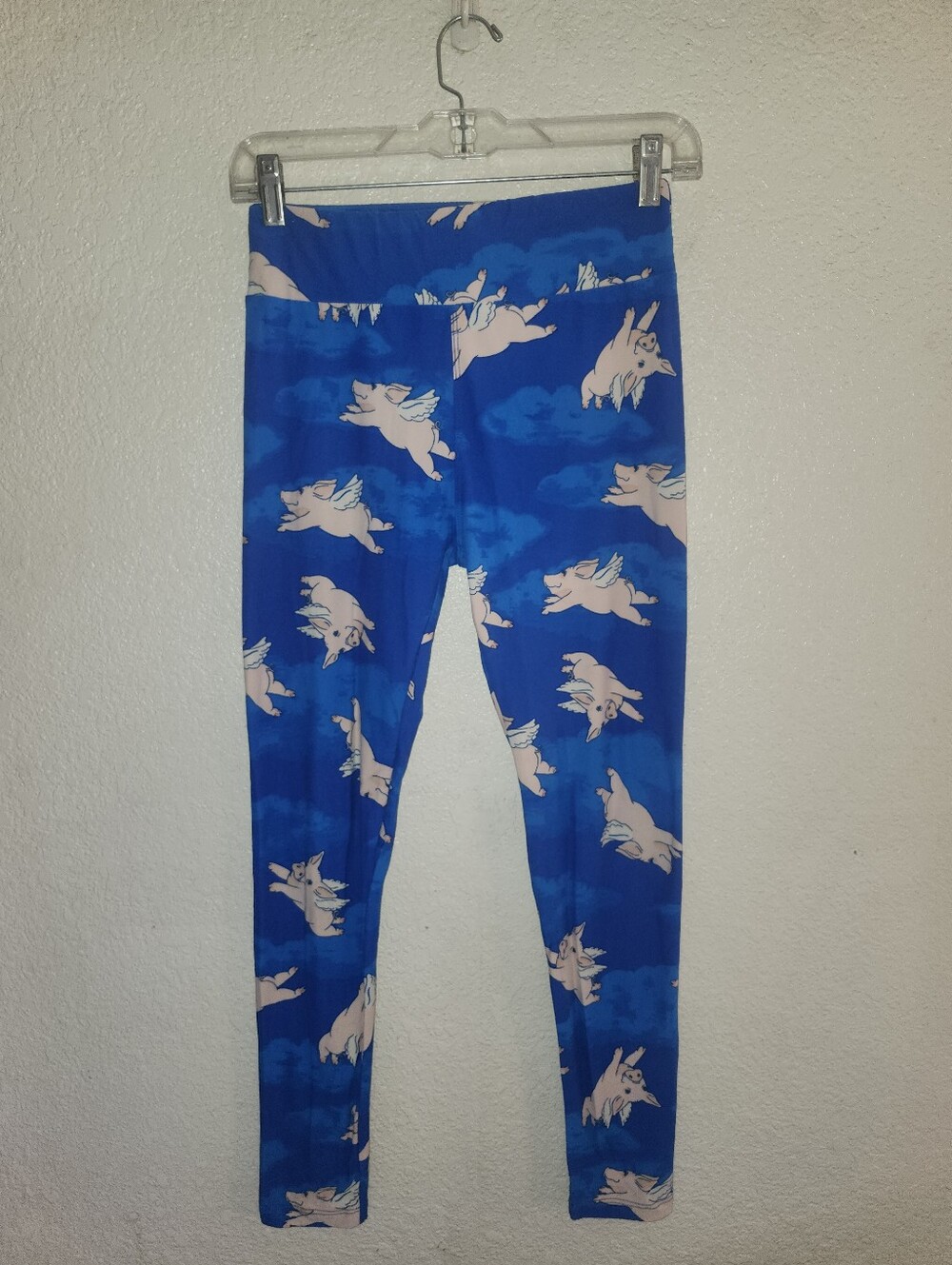 🐖🪽UC LuLaRoe "When Pigs🐖 Fly🪽 Leggings" Blues💙🩵 Lt. Pink🐖White🪽One Size